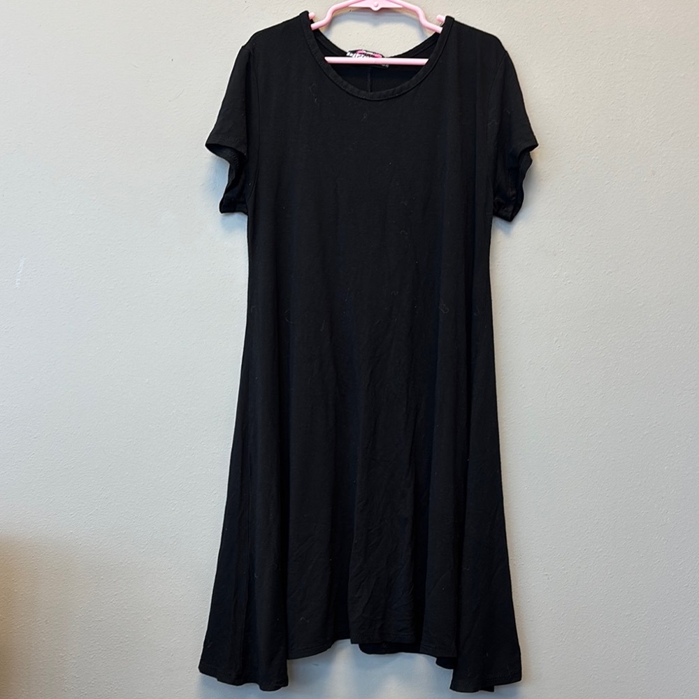 Discreet Black Flutter Sleeve A-line Mini Dress
